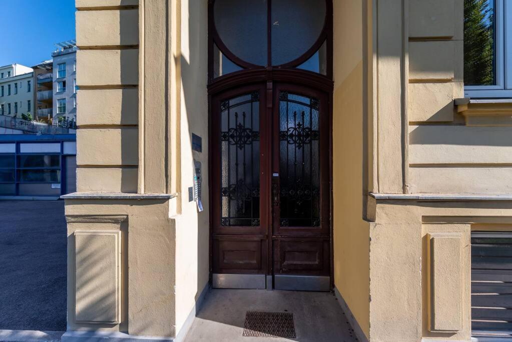 Cozy 1br Duplex Near Center By Hm Apartment